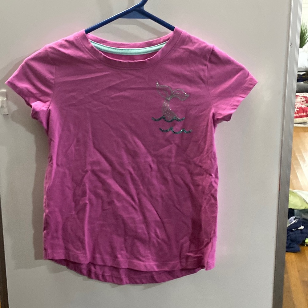 Cat and Jack t-shirt